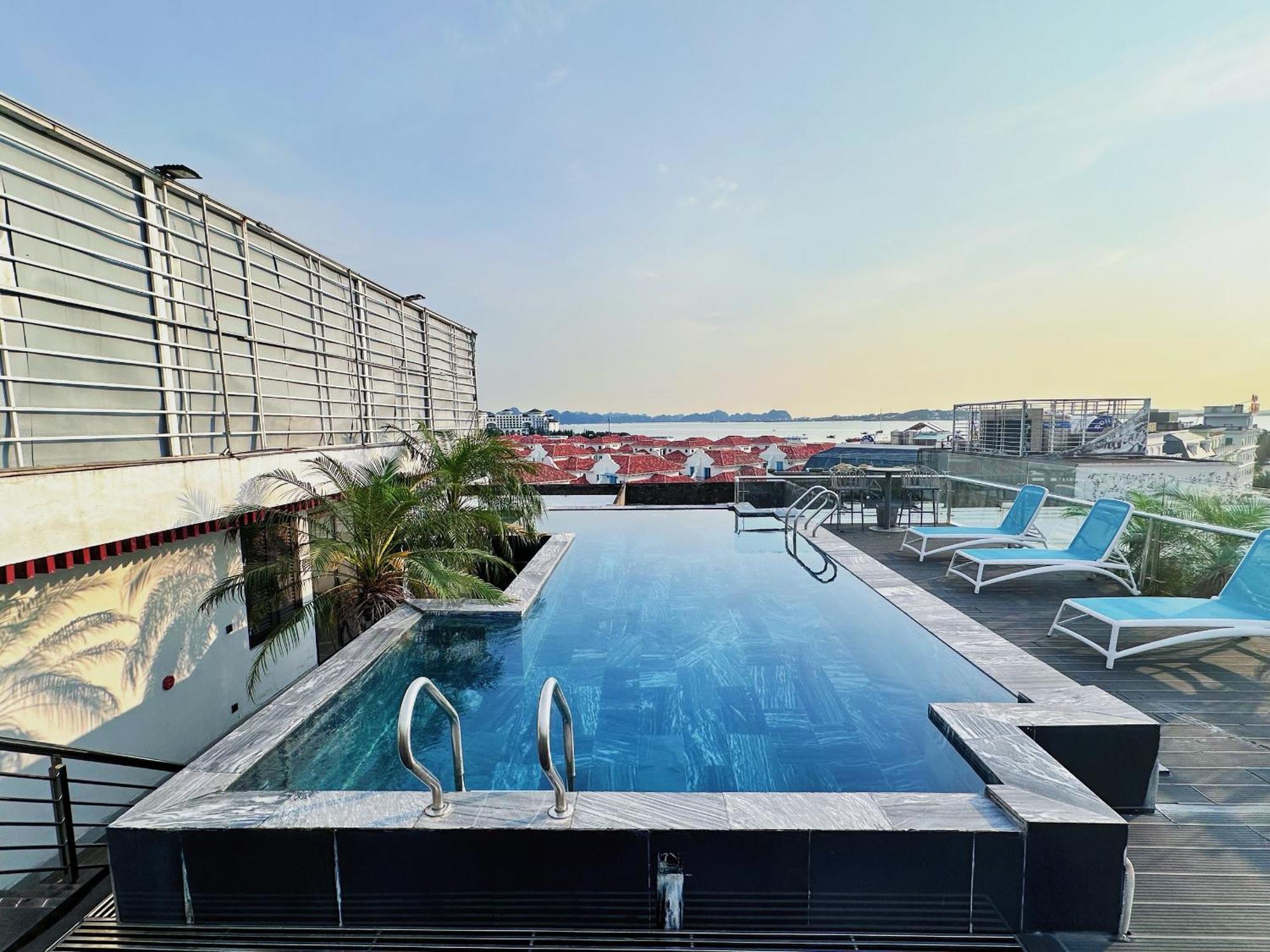Green Suites Hotel Ha Long Zewnętrze zdjęcie